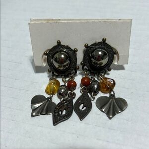 Beads and tarnished silver coloured
Boho earrings
